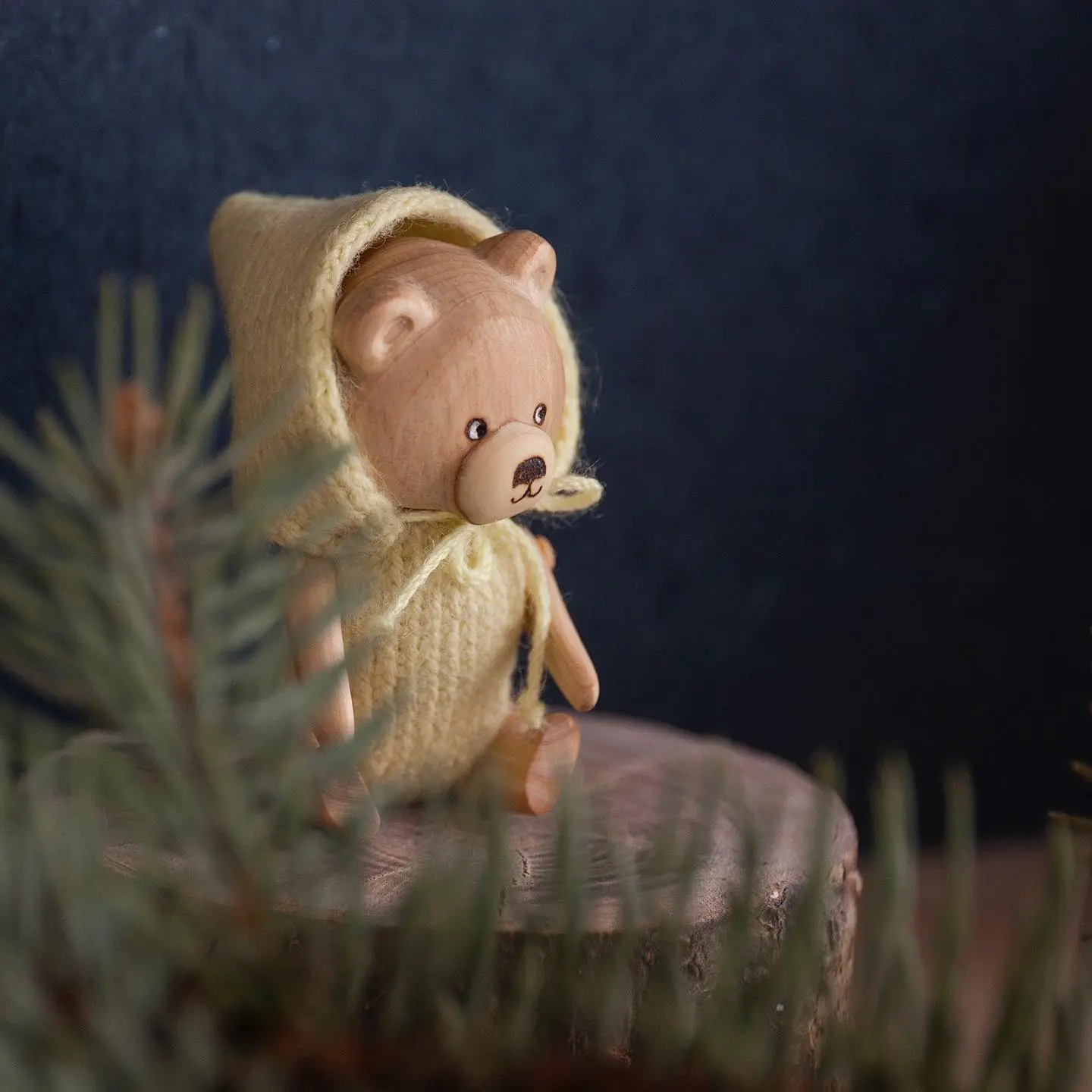 Wooden miniatures by Alena Olha