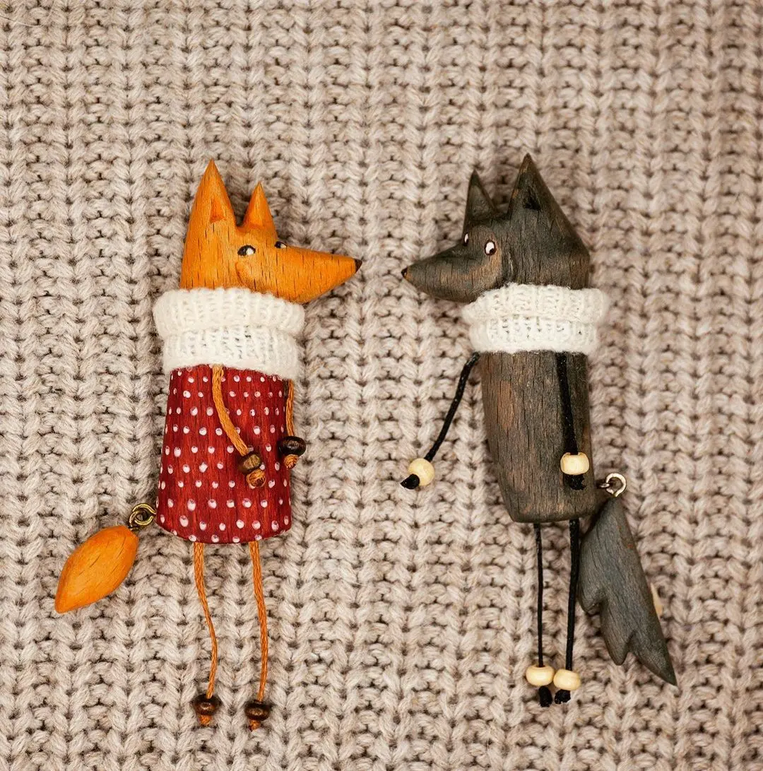 Wooden miniatures by Alena Olha
